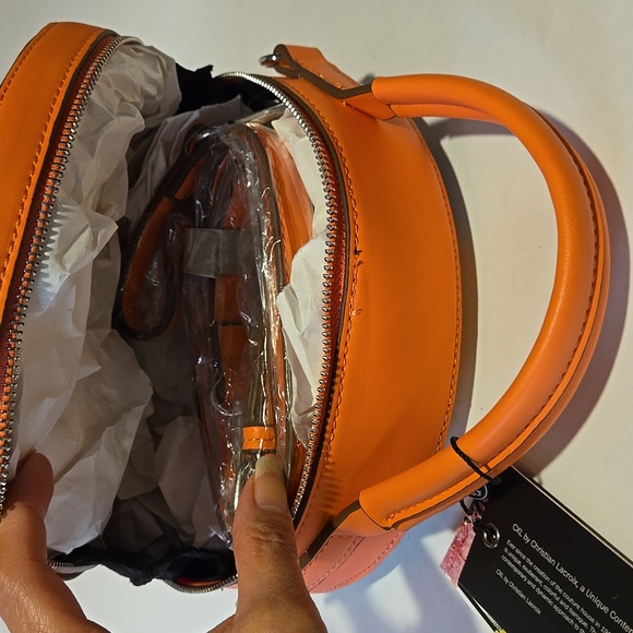 Christian Lacroix Nora Shoulder Bag Sherbet Rafia-Coral 8"Diameter X W-3" - Picture 9 of 13